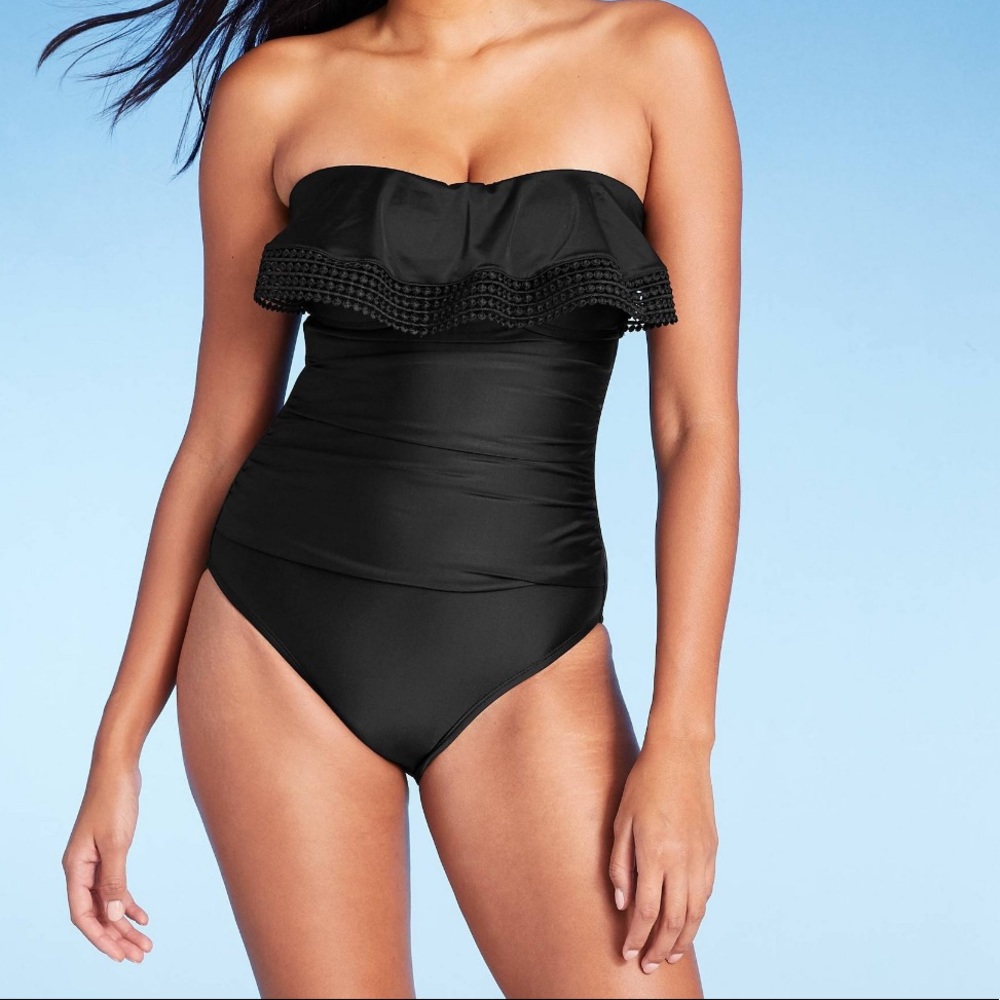 NWOT Kona Sol Strapless High Coverage One Piece w/ Crochet Flounce - Black